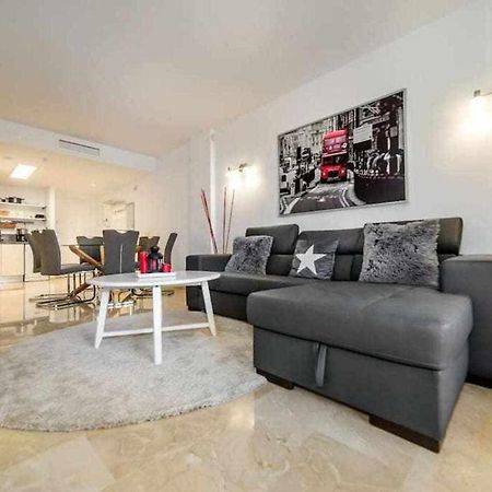 Espanhouse Elvis Apartment Torrevieja Exterior photo